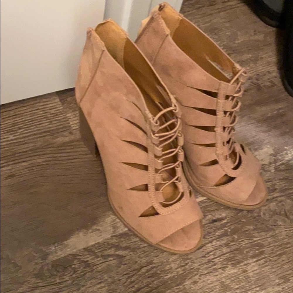 Women’s heels